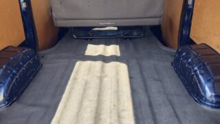 ハイエースのトランク