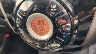 日産車のエアコン自己診断モード